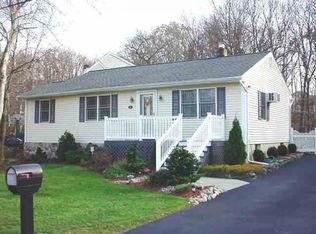 34 Birch Rd, Ringwood, NJ 07456