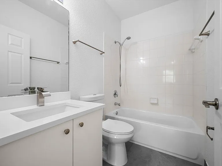 1204 Santa Catalina Ln — Photo 30