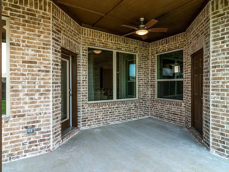 1415 White Squall Trl — Photo 4