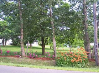 823 Middle Rd, Oswego, NY 13126