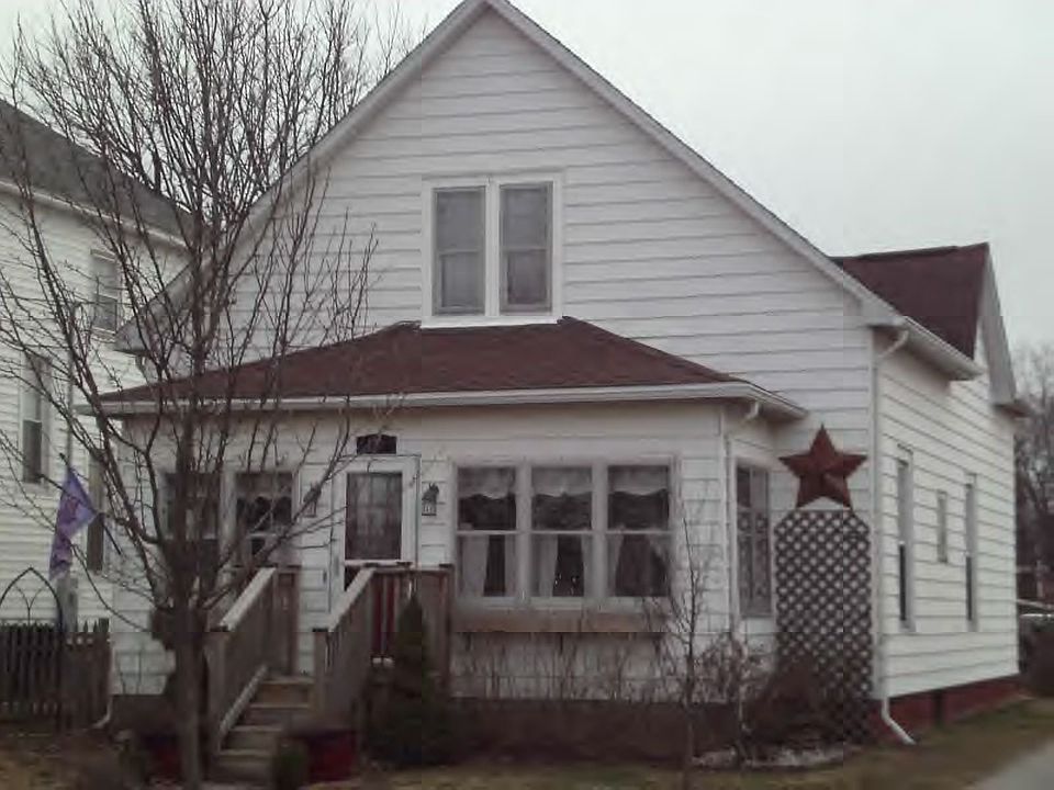 1st image of 617 W Penn St