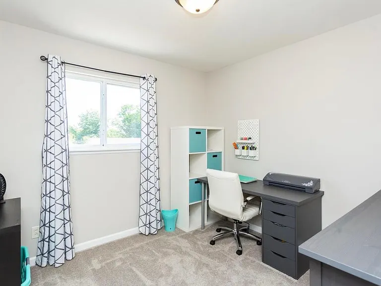 200 Drewel Ct — Photo 8