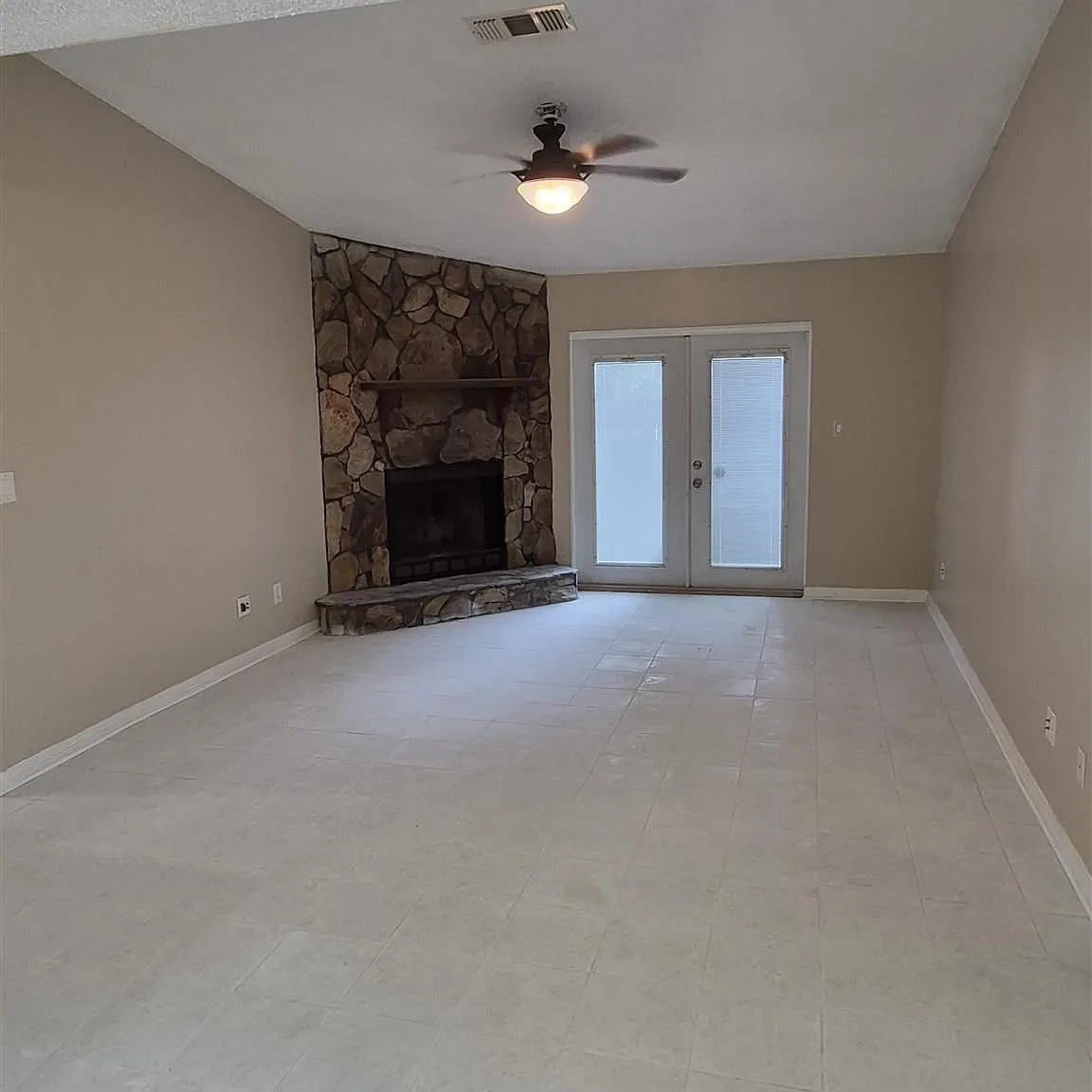 2 bed, 1265 sqft, $1,325 — Photo 1