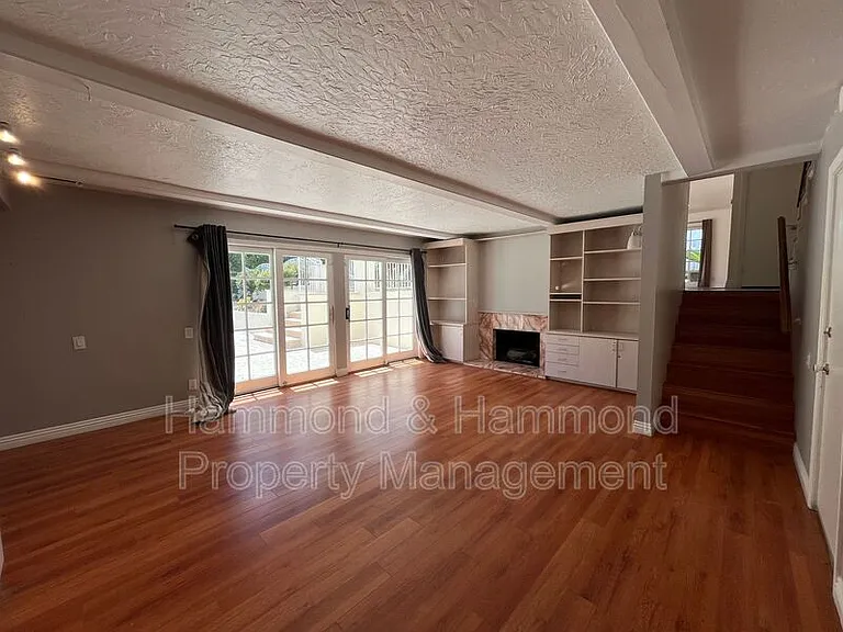 4527 Stark Ave — Photo 13