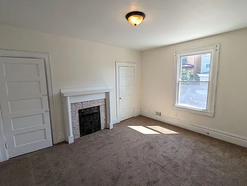 218 W Burgess St Photo 1