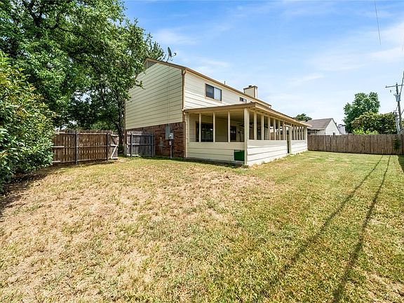5th image of 4106 Emerson Dr