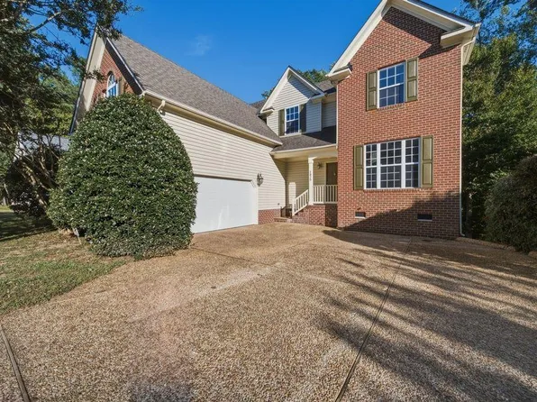 2820 Castling Xing, Williamsburg, VA 23185