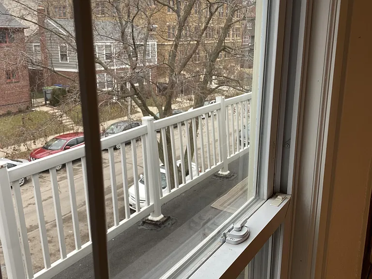1604 N Franklin Pl — Photo 15