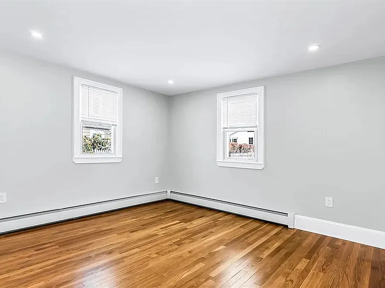 212 Cambridge Rd — Photo 26
