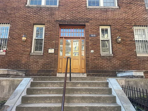 1818 Vernon St NW Photo 1