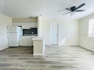 9013 Westchester Cir #27, Tampa, FL 33604