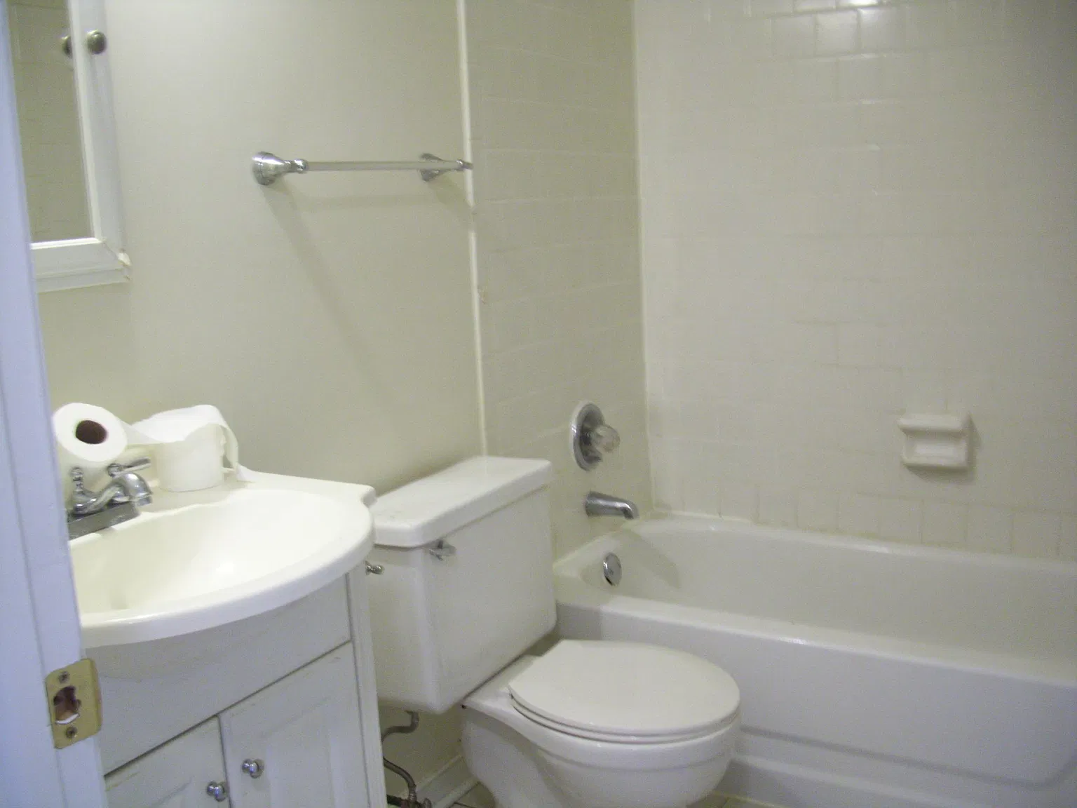 Orchardhill Dr, North Chesterfield — Photo 3