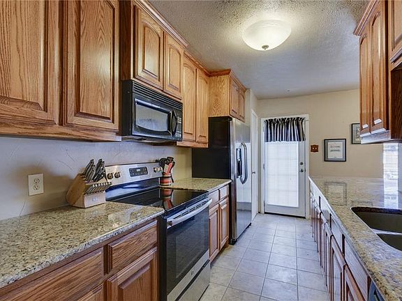 4th image of 14029 Brookgreen Dr