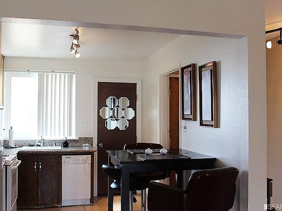 5th image of 2108 Great Hwy APT 3