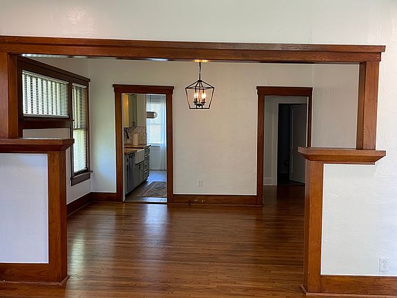 3rd image of 2139 NW 15th St