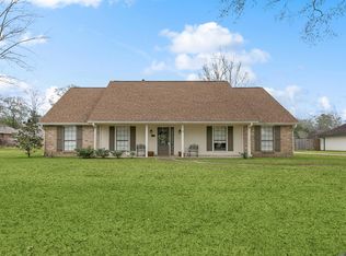1037 Crossbow Dr, Baton Rouge, LA 70816