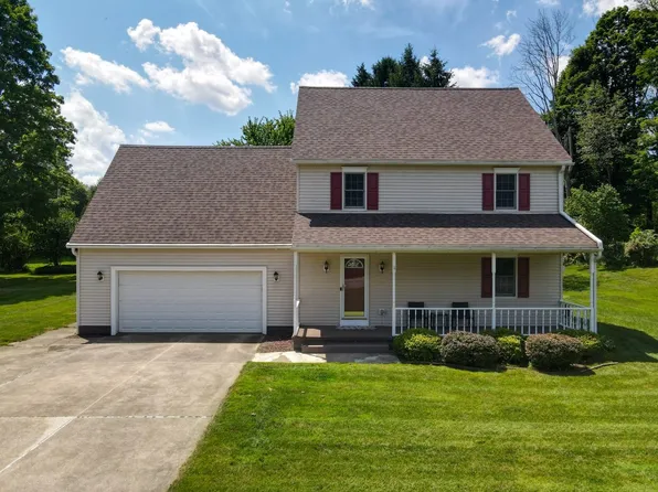 5515 Woods Dr, Edinboro, PA 16412