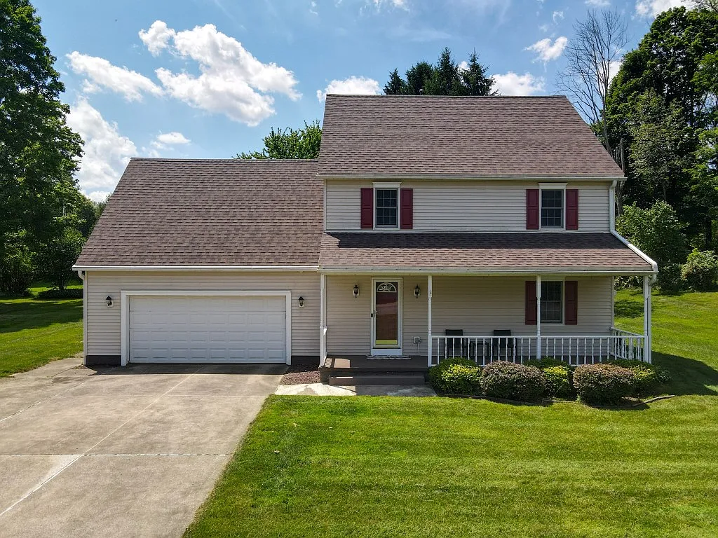 5515 Woods Dr photo 1