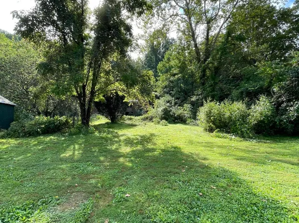 186 Wells Camp Rd, Middlesboro, KY 40965