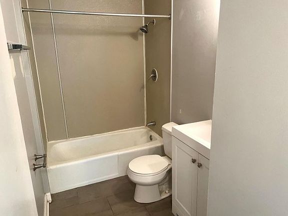 4th image of 254 Mayfield Ave #C