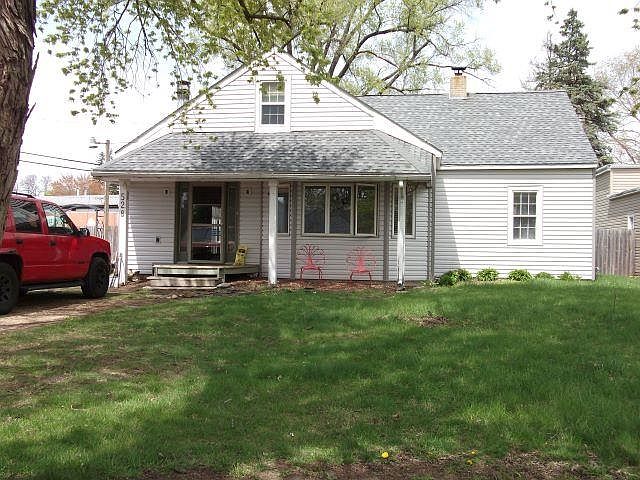 1st image of 528 Marie Ave