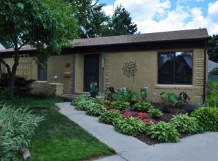 5800 N Ames Ter, Glendale, WI 53209