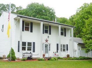 14 Rolling View Dr, Hackettstown, NJ 07840