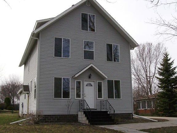 2nd image of 16853 S 9th St