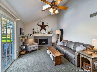 1704 Larson Ave, St Charles, IL 60174