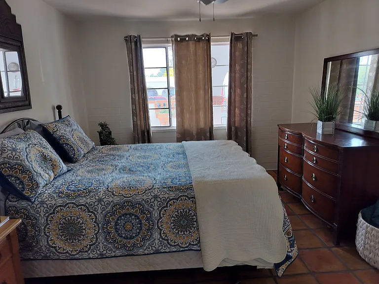 402 S Paseo Pena #C — Photo 11