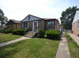 8206 Keeler Ave, Skokie, IL 60076