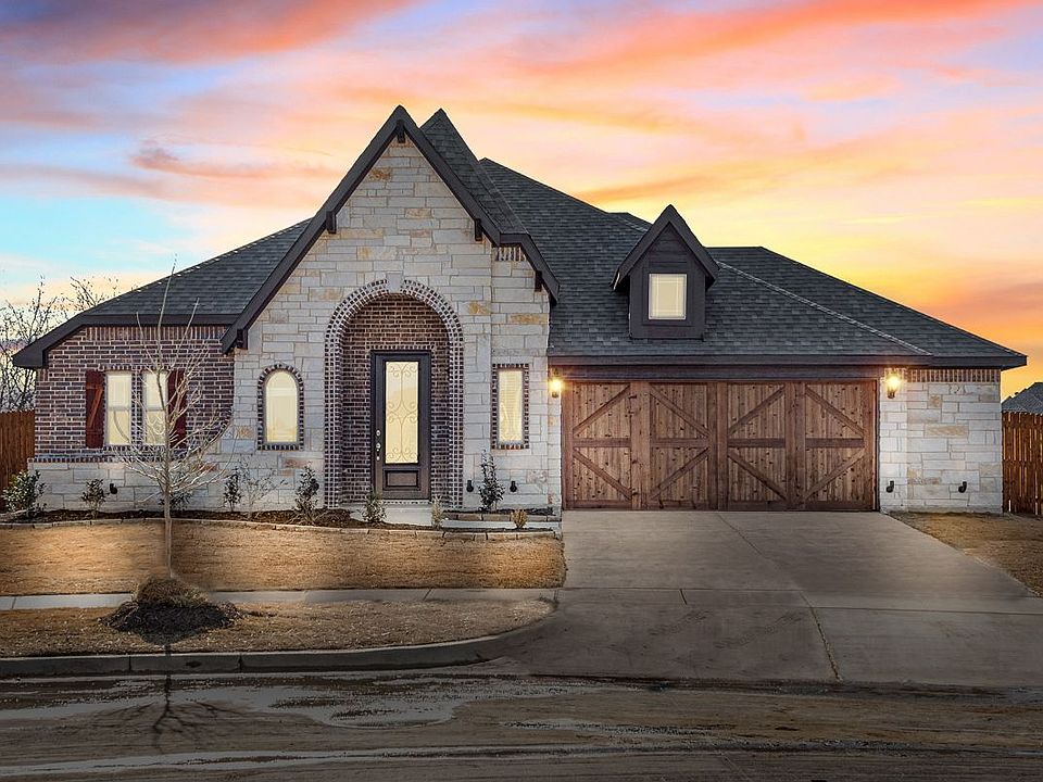 1st image of 528 Lowland Lane