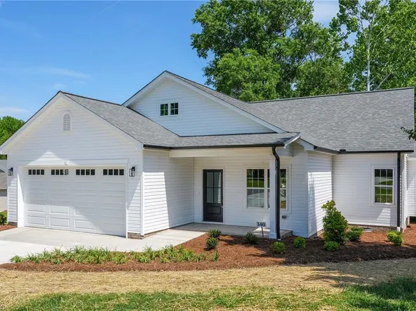 340 Frank Cherry St, Eden, NC 27288