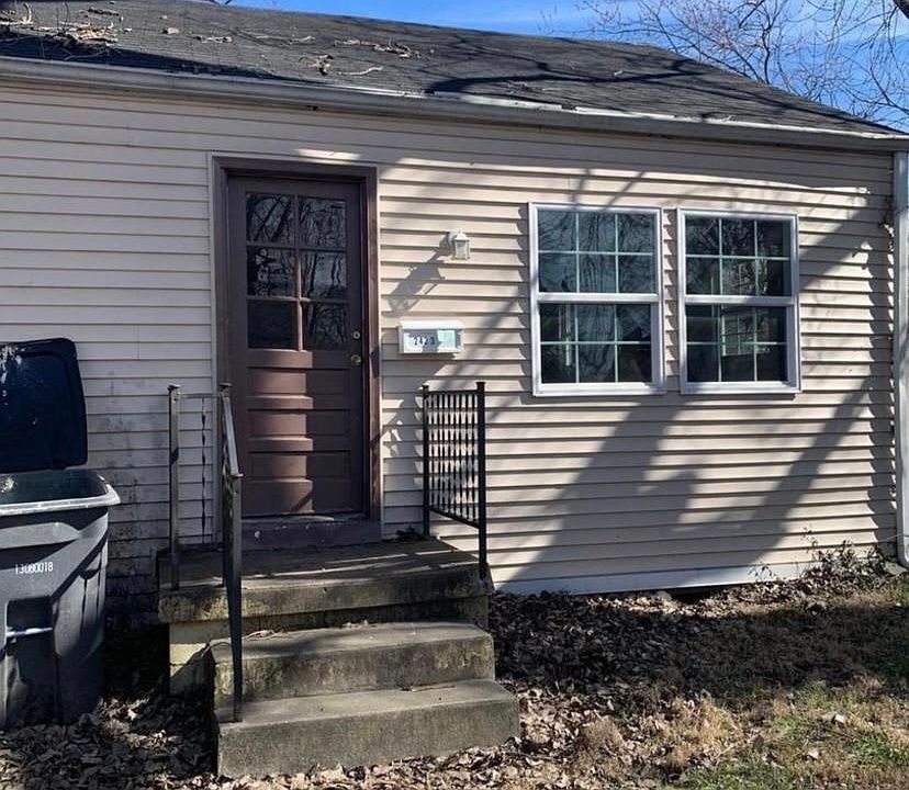 1st image of 2423 Negley Ct #2423
