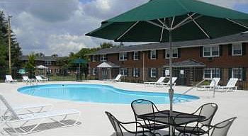 5th image of 1834 Woodvine St APT I4