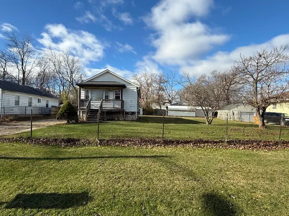 2228 Honore Ave, North Chicago, IL 60064