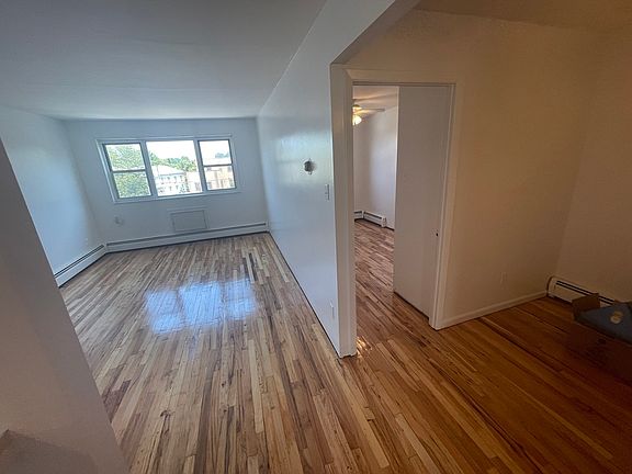 2nd image of 2830 Bruckner Blvd #3