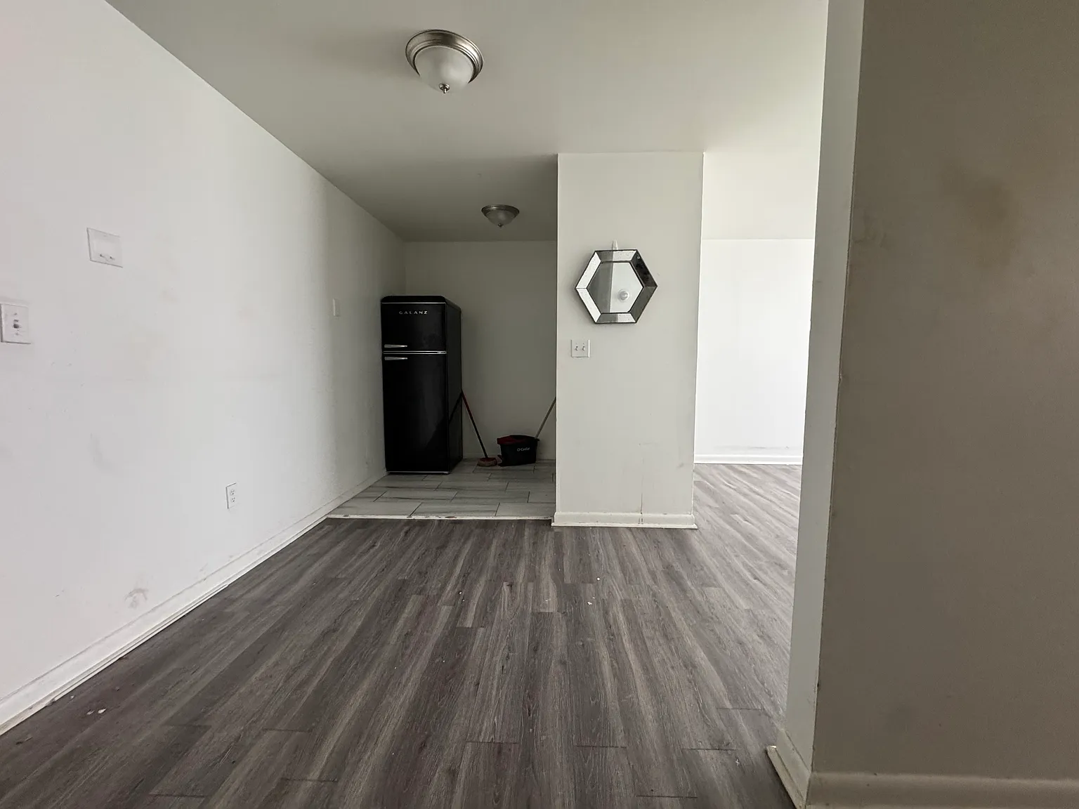 1 bed, 700 sqft, $1,125 — Photo 3