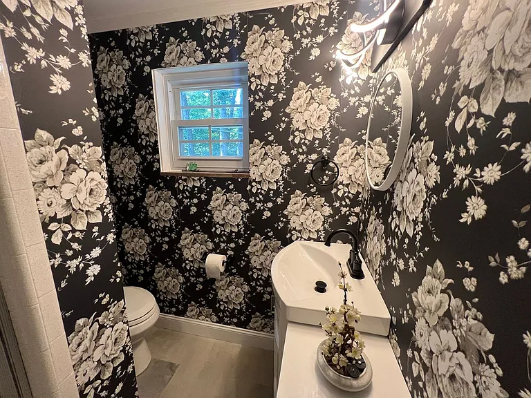 115 Reese Rd — Photo 5