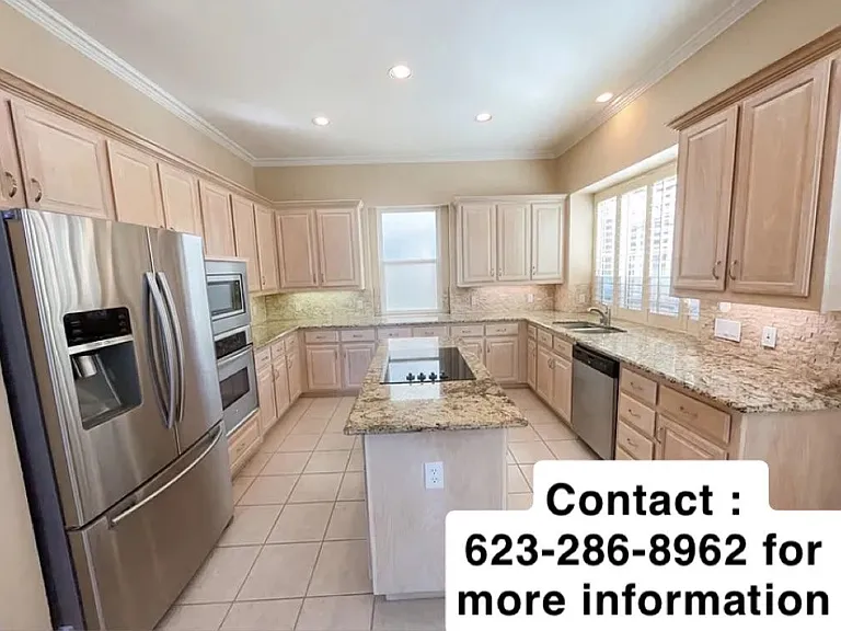 2741 Barrington Dr — Photo 2