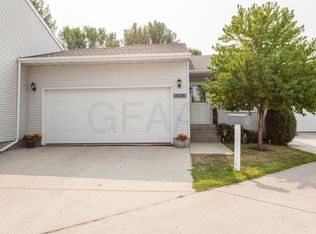 2226 Country Ct NW, East Grand Forks, MN 56721