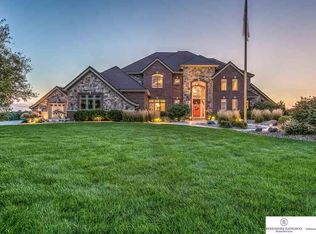 18363 Military Rd, Bennington, NE 68007