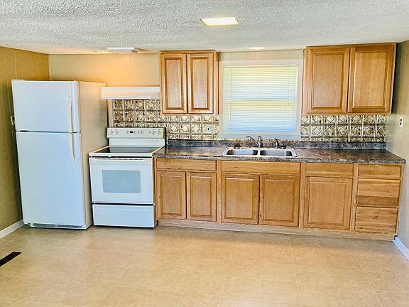 3rd image of 215 State Ave