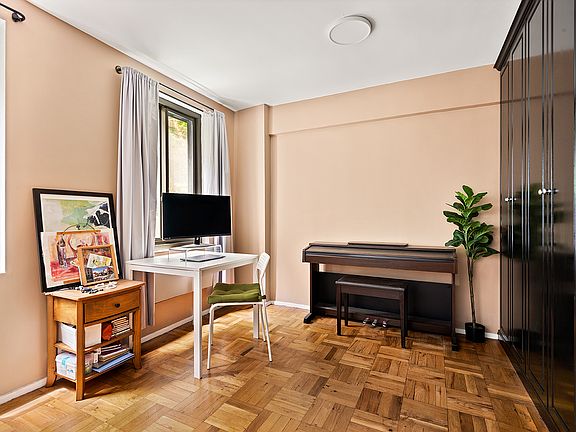 4th image of 420 E 64th St APT W1k