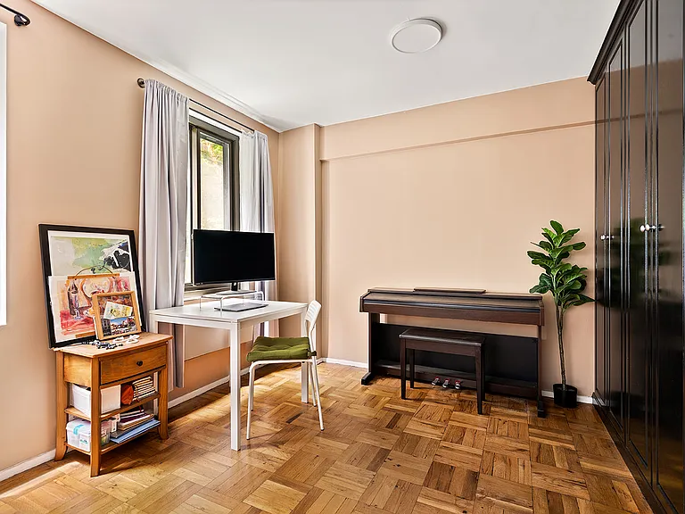 420 E 64th St #W1K — Photo 4