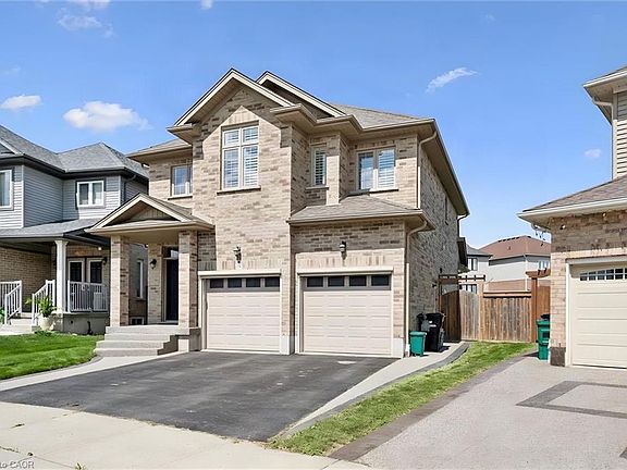 2nd image of 941 Eden Oak Ct