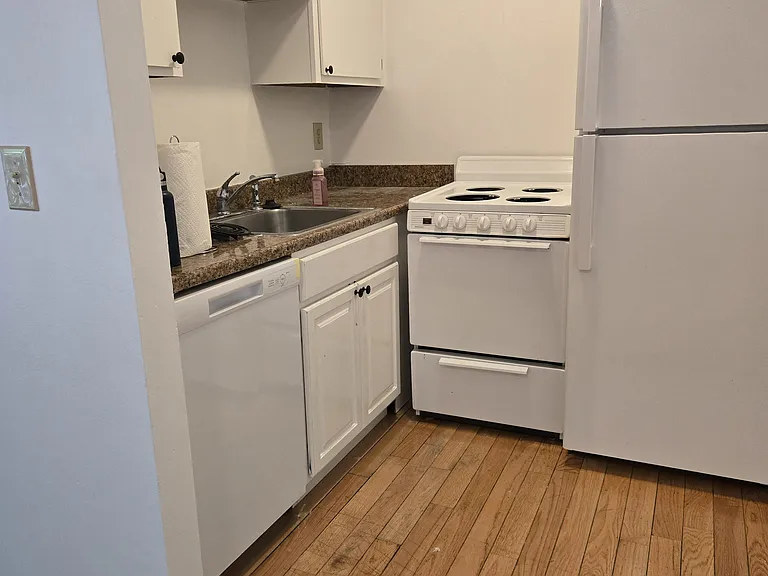 4218 Allendorf Dr — Photo 8