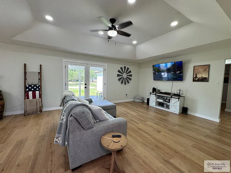 35059 Anaqua Dr — Photo 5
