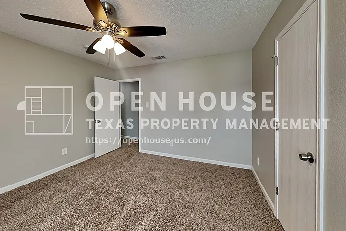1812 Solitude Ct — Photo 14