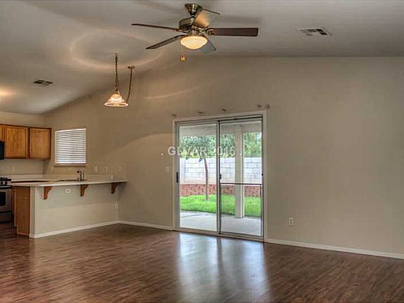 3rd image of 1100 Whispering Birch Ave